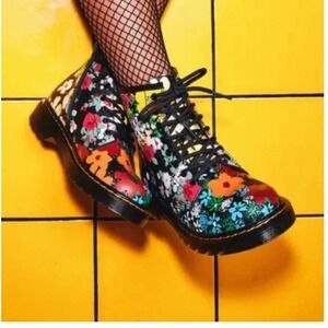Dr Martens Floral Boots Girl's Youth Black Lace Up Side Zip Size T 10 Shoes